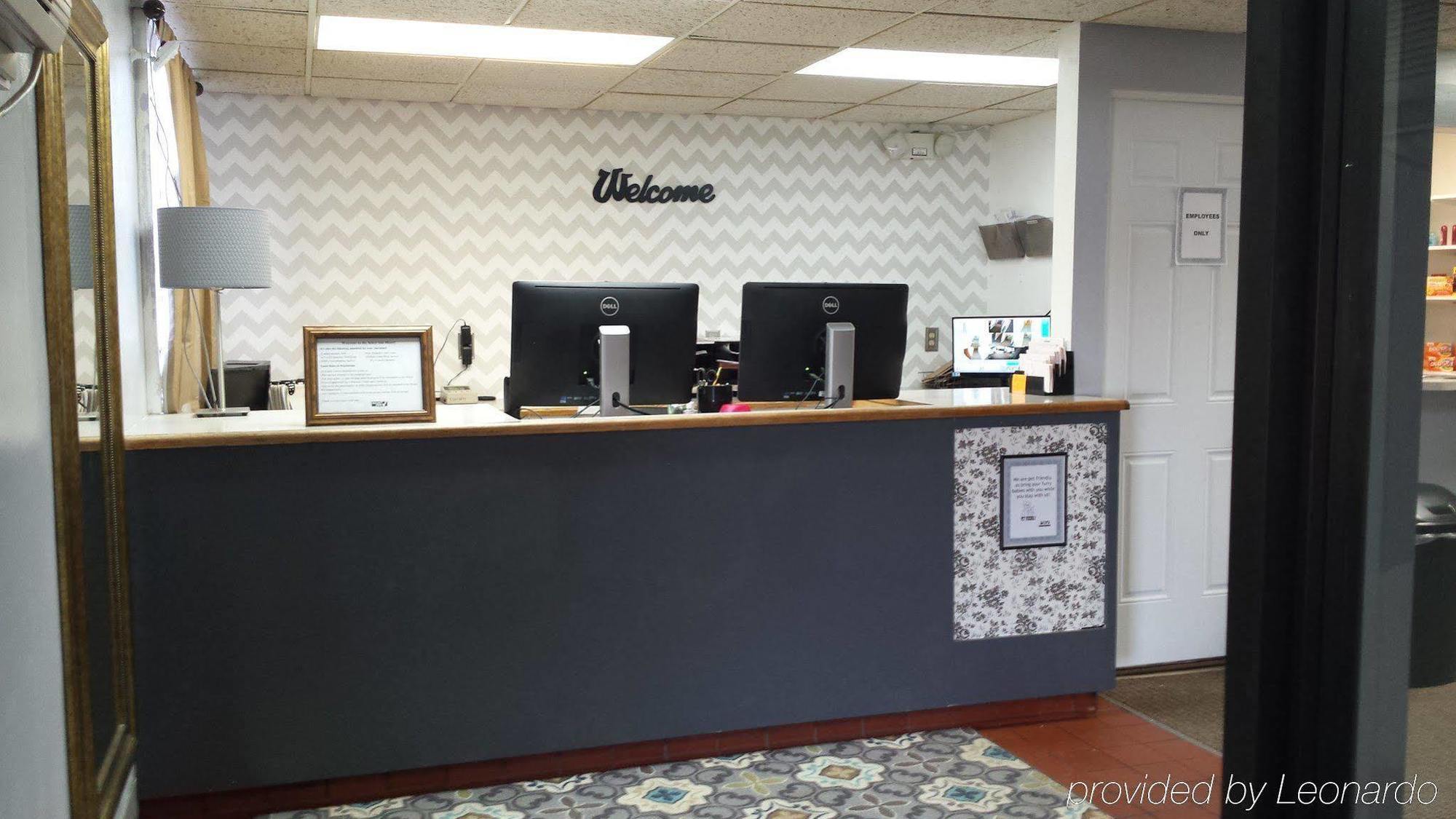 Select Inn Minot Bagian luar foto